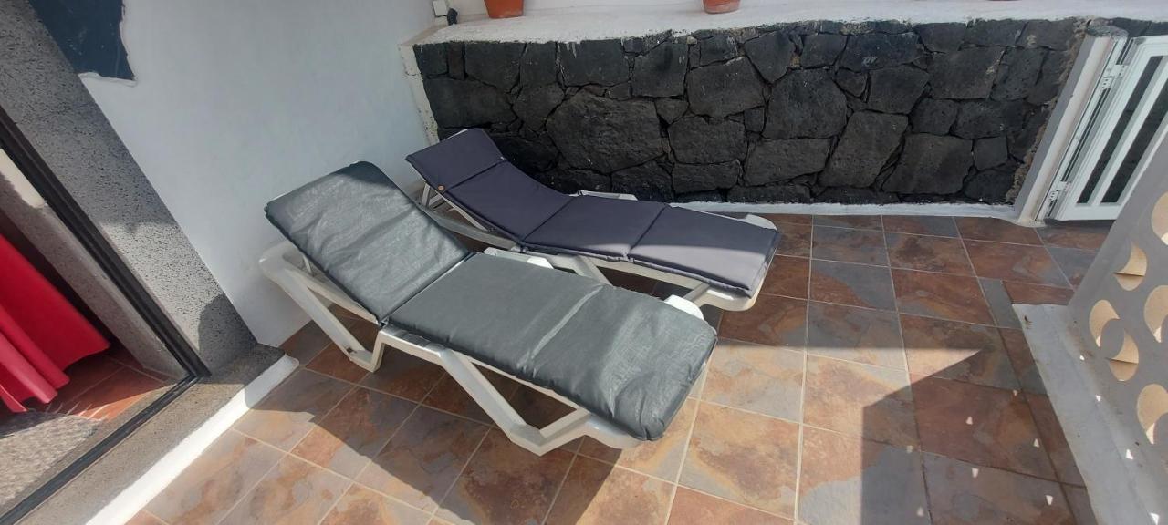 Aloelux Villa !! - Private Villa With Pool , Jacuzzi, Cinema, Massage ,Wonderful View, Art Desing Villa Tias Exterior photo