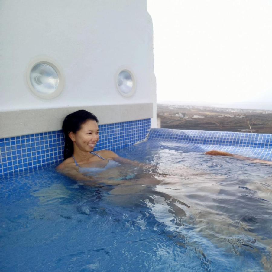Aloelux Villa !! - Private Villa With Pool , Jacuzzi, Cinema, Massage ,Wonderful View, Art Desing Villa Tias Exterior photo